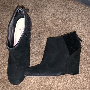 Black wedges -suede/glitter